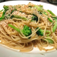 grigio la tavola - 