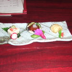 魚作 - 付きだし　ゴマ豆腐　イクラ　穴子の天ぷら