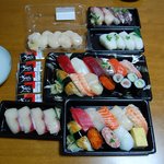 Chiyoda Sushi - 本日のフルメンバー