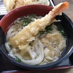 隈屋 - ほら 海老天うどんに・・