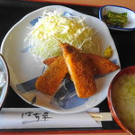 Shokujidokoro Hachibee - 白身魚とアジフライ定食