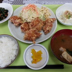 お食事処 藤 - からあげ定食　780円