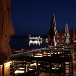 Sirens - 波止場のフェリーの灯りがキレイ