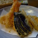 蕎麦 坐忘 - 小海老と野菜の天ぷら