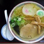 おそば 海月 - ラーメンのアップ