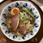 真鯛らぁー麺 日より - ストレート細麺