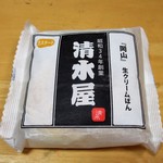 清水屋食品 - 「岡山」生クリームぱん カスタード