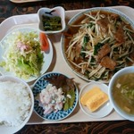 イナリ食堂 - ニラレバ炒め定食