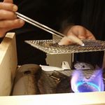 寿司処 しん - にぎり カマス昆布〆 炙り  2018年05月