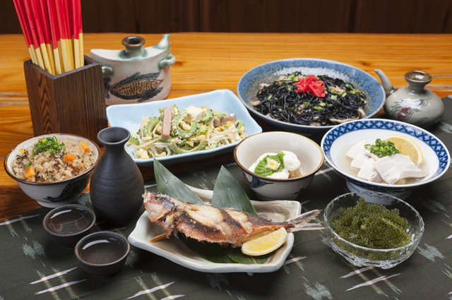 ちゃんぷるーと沖縄そばの店 くすくす 名護市 沖縄料理 食べログ
