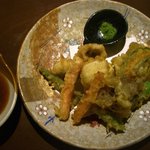 おいでやす　おおきに屋 - 島根産天然あなごと野菜の天ぷら700円。