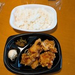 ほっともっと - 唐揚げ弁当390円