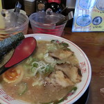 白馬童子 - しあわせラーメン750円