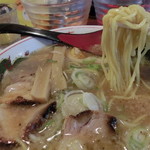 白馬童子 - しあわせラーメン750円