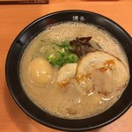 博多 くまちゃんらぁめん - 味玉入りクリーミーとんこつ