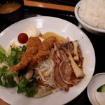 高坂サービスエリア 上り レストラン - 豚肉のしょうが焼きと海老フライ定食