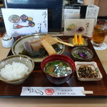 ひげでん本店 - おでん定食