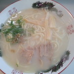 豊田ラーメン - 「ラーメン」３５０円！淡くやわらかな豚骨の旨味と穏やかな味付け