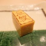 寿司割烹 魚紋 - 玉子焼き