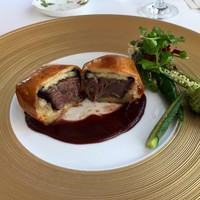 FRENCH LE CHENE - 牛頬肉のパイ包み焼き ポワブラードソース