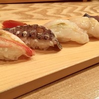 伊勢鮨 - 