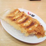 とりの助 - 羽根付き肉汁餃子・5個。356円