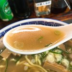 好楽 - 深みのある味わい  スープ