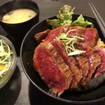 レッドロック 三宮東店 - 黒毛和牛ステーキ丼