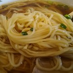 清見そば本店 - 麺アップ