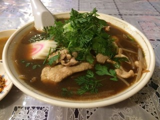 Ramen Roman - 「タイラーメン」「センレック・ナムトック・ムー（เส้นเล็ก・ก๋วยเตี๋ยวน้ำตก・มือ）」 1,000円（税込）