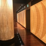 山中温泉　花紫 - 越前和紙の暖かな光が幻想的です。