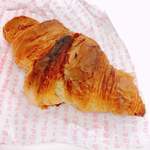 カタネベーカリー - クロワッサン @160円