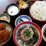 Icchou - ミニソースカツ丼とミニネギトロ丼+うどんセット