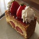 あまおうナポレオンパイ