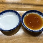 スタミナ苑 - 多くの焼肉屋さんが右側のタレを学びに。