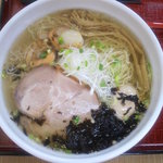 Menya Bunta - 潮ラーメン（大盛り）＋味玉…700円