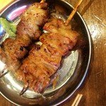 もつ焼き おとんば 上野店 - シロ、キク 各税抜き90円