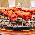 炭火焼肉 弁慶 - トロけるタン‼︎