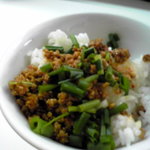 麺屋 どげんか - サービスのそぼろ飯