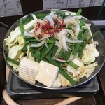 元祖博多麺もつ屋 - 火をつける前です。豆腐があるのがいい！