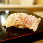 鮨みなと - ［2018/04］寿司⑧ 炙りきんめの握り