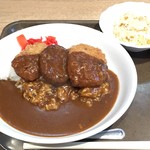 平和島パーキングエリア（上り）スナックコーナー - 平和島特製三種盛りカレー（豚ヒレカツ，ハンバーグ，肉じゃがコロッケ）　８３０円　(2018/05)