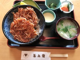 Zembee Shin Fuji - 桜えびかき揚げ丼(1600円)