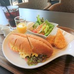 茶房おすすめモーニング　ドリンク代+３５０円