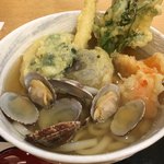 うどん梅田こころ亭 - あさりと春野菜うどん１１８０円