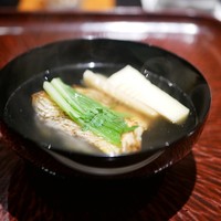 日本料理 晴山 - お椀 メバル 筍