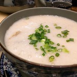 老記海鮮粥麺菜館 - 牛什粥　35パカタ
