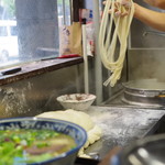 蘭州拉麺店 火焔山 - 面点师