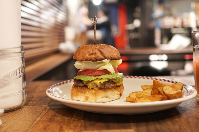 MUNCH'S BURGER SHACK 芝公園本店>