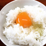 麺z 来瑠里 - 半ライス(無料)と新鮮たまご(無料)